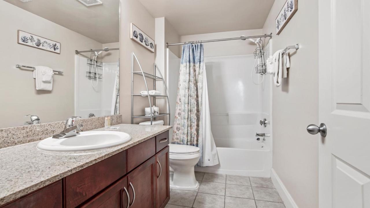 Laketown Wharf #1203 By Nautical Vacation Holiday home